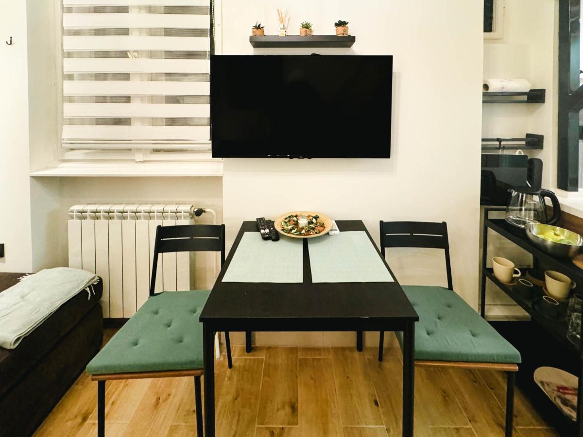 Comfy Studio In City Center Belgrado Exterior foto